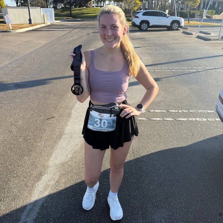 US Road Running race photo - Samantha Samarelli